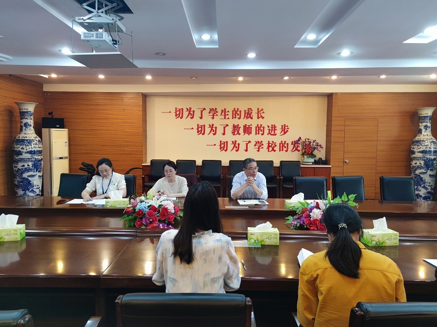 沙龙1.jpg